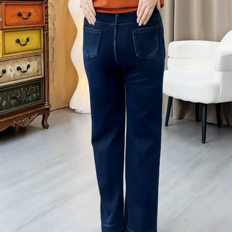 Skinny jeans med rette ben