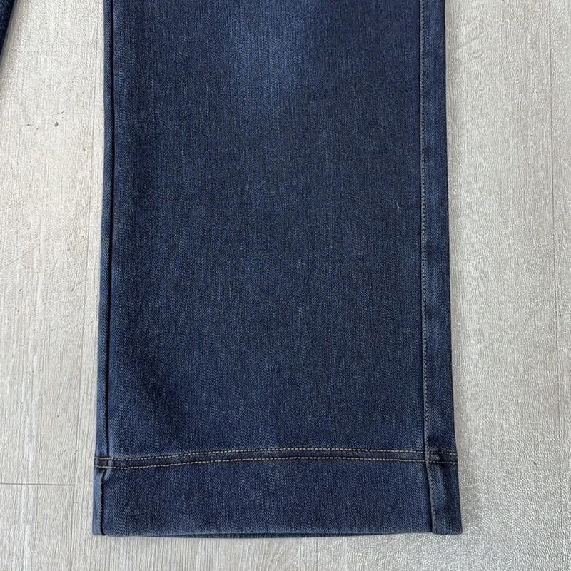 Skinny jeans med rette ben